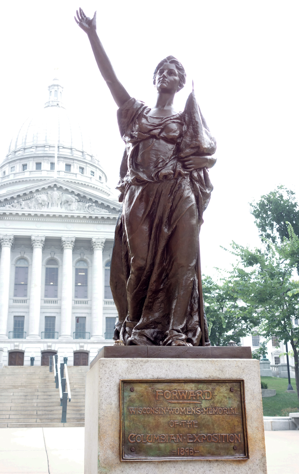 Wisconsin Miss Forward Statue.