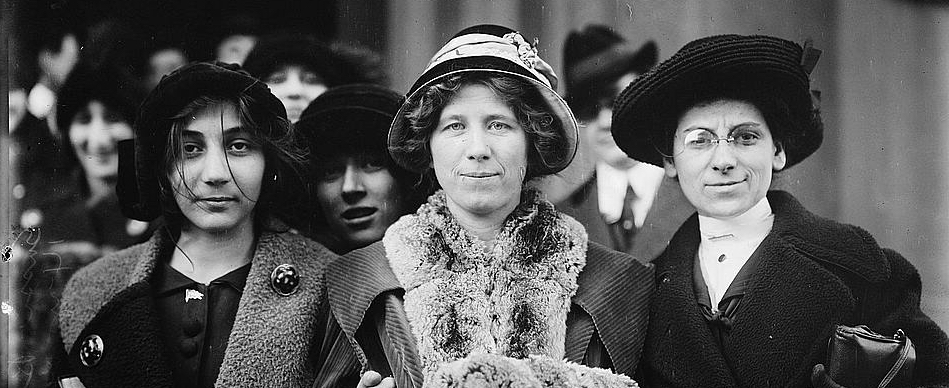 Fola La Follette with Rose Livingston during 1913 garment strike.